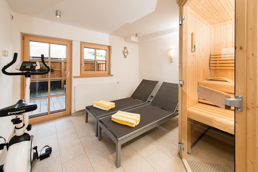 Hotel Gasthof Erbhof Anderlhof Leogang Exteriör bild
