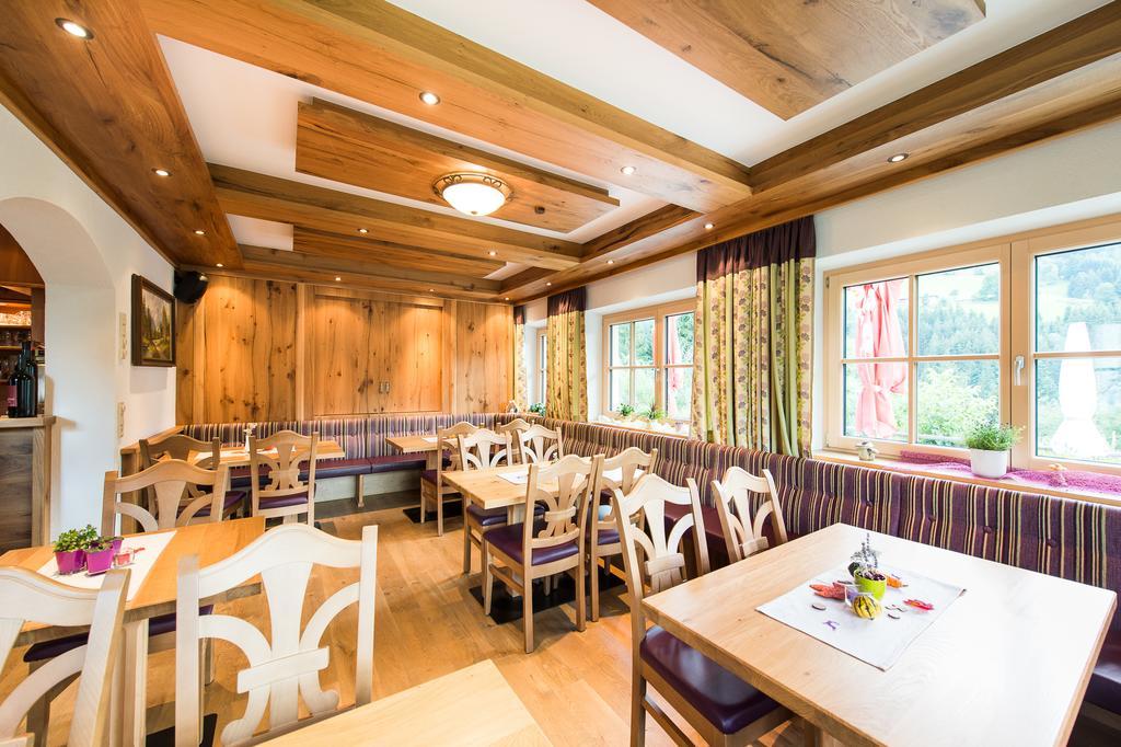 Hotel Gasthof Erbhof Anderlhof Leogang Exteriör bild